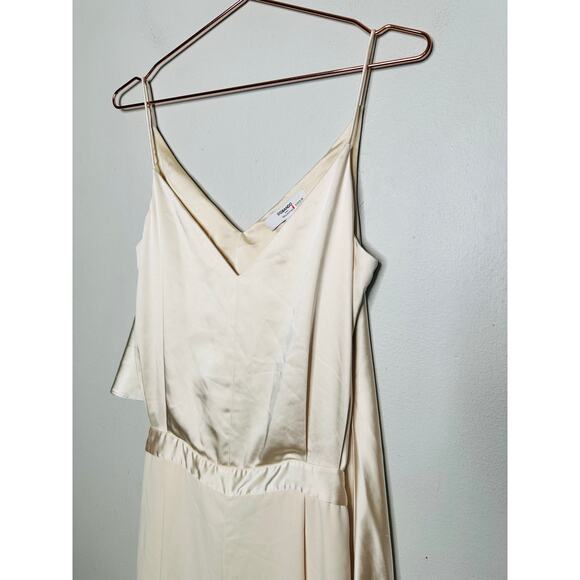 OBANDO COLLECTIVE Women's Ivory White Wide Leg Satin Cape Jumpsuit Size 2 - Picture 13 of 14
